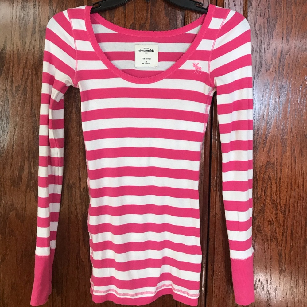 Abercrombie 💕 top Sz: M